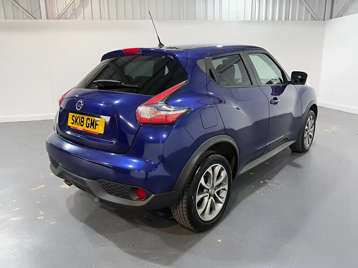Used 2018 Nissan Juke Tekna Blue - Interior and Exterior details 6