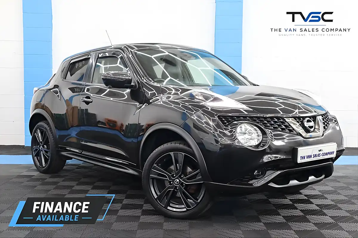 Used 2018 Nissan Juke Tekna (bose Edition) Black - Front View