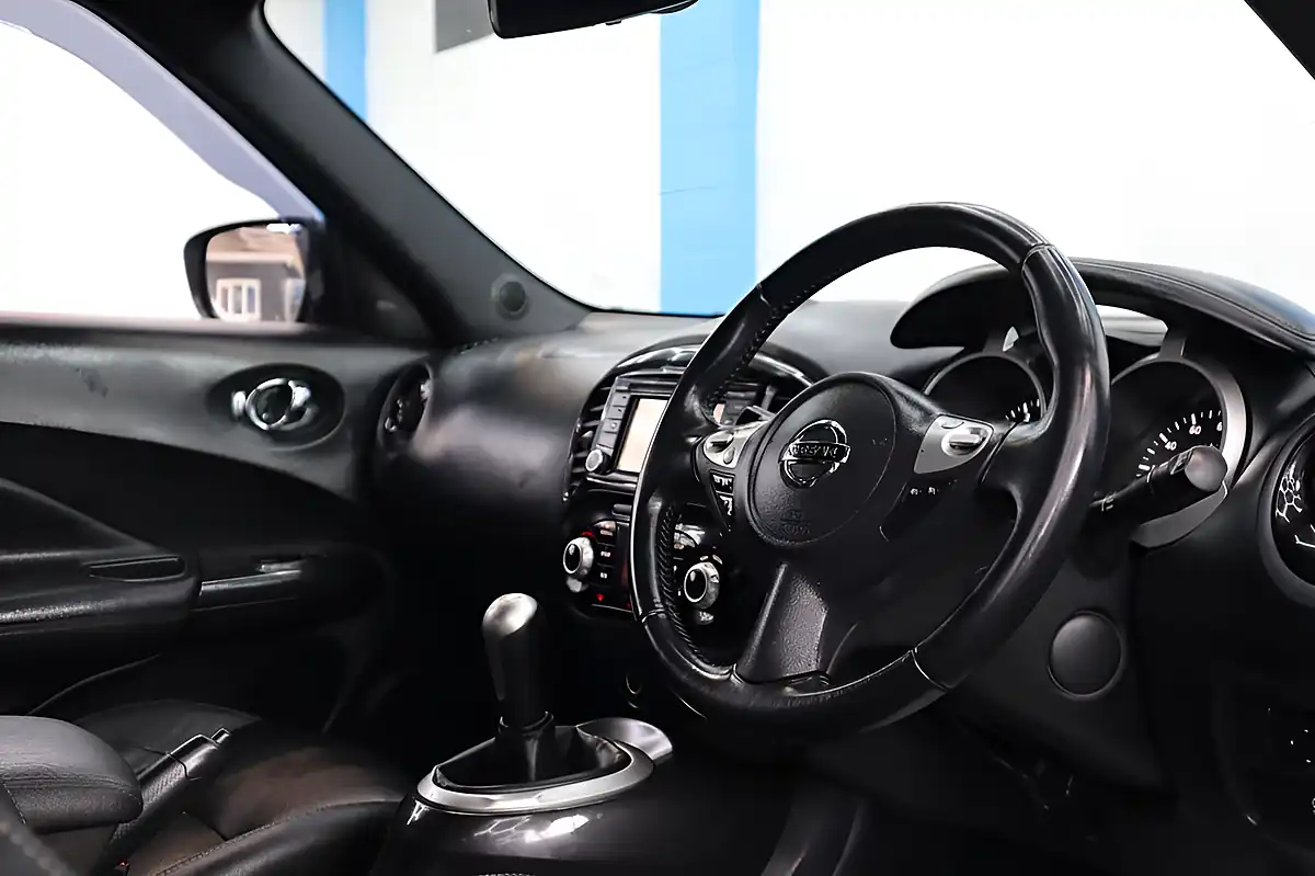 Used 2018 Nissan Juke Tekna (bose Edition) Black - Interior and Exterior details 12