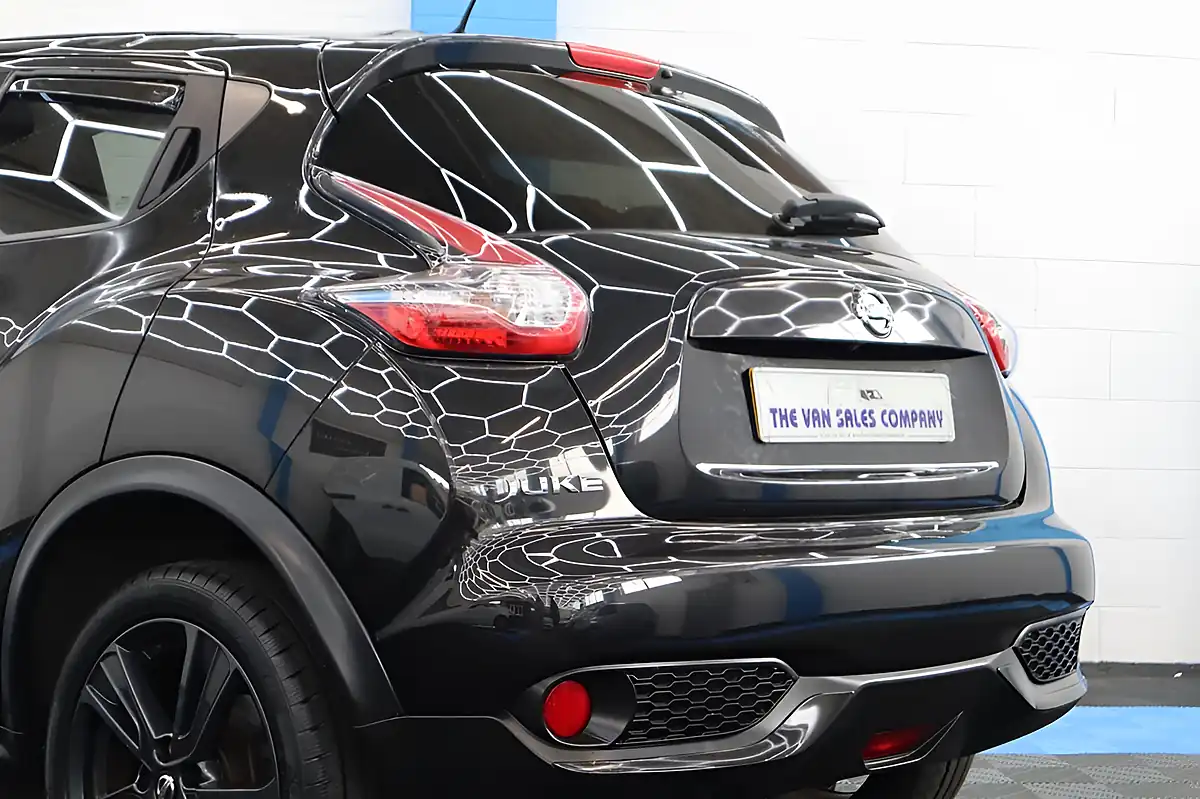 Used 2018 Nissan Juke Tekna (bose Edition) Black - Interior and Exterior details 7