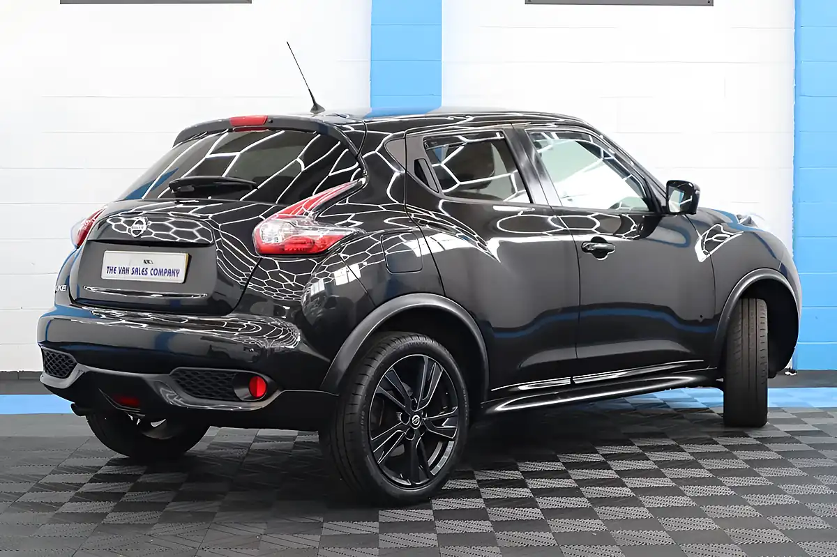 Used 2018 Nissan Juke Tekna (bose Edition) Black - Interior and Exterior details 8