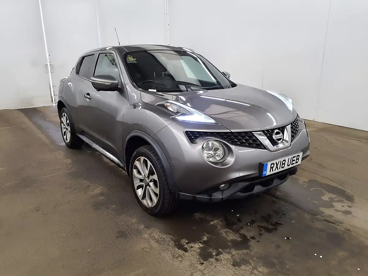 Used 2018 Nissan Juke Tekna Grey - Front View