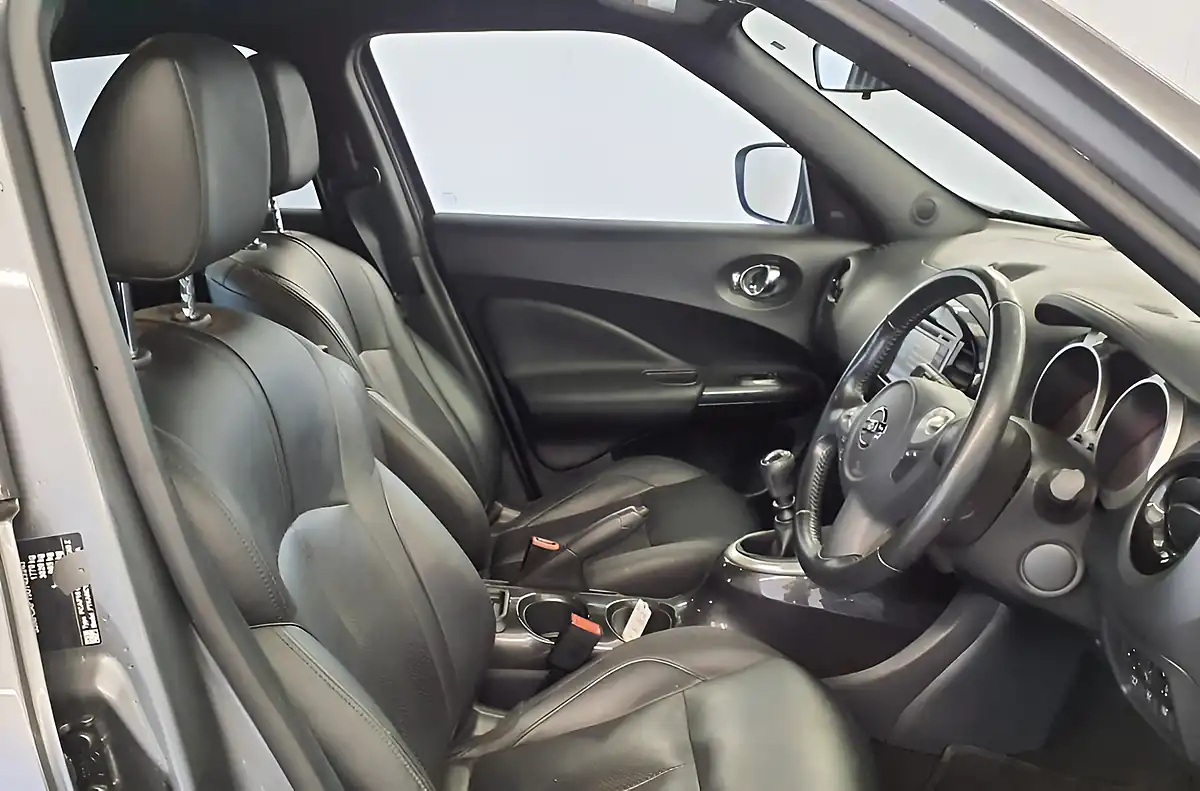 Used 2018 Nissan Juke Tekna Grey - Interior and Exterior details 2
