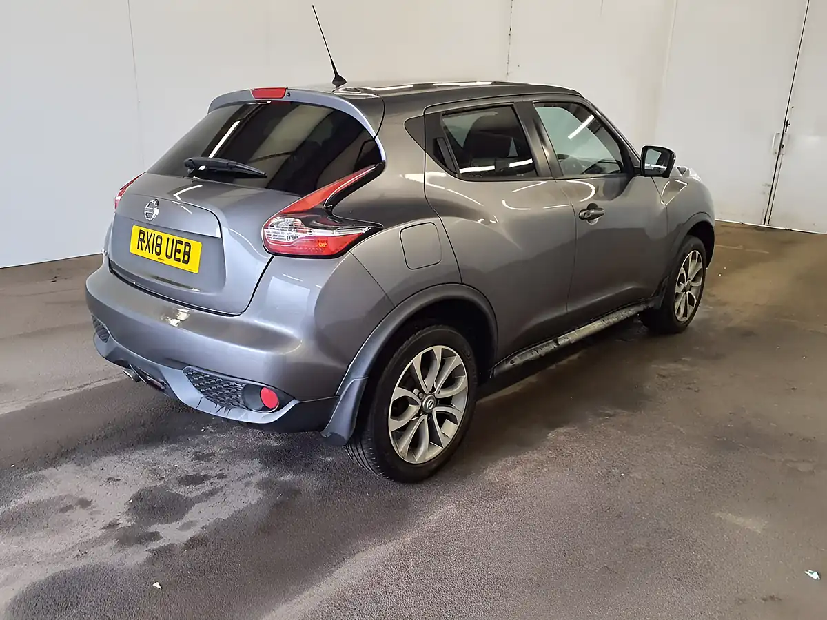 Used 2018 Nissan Juke Tekna Grey - Interior and Exterior details 8