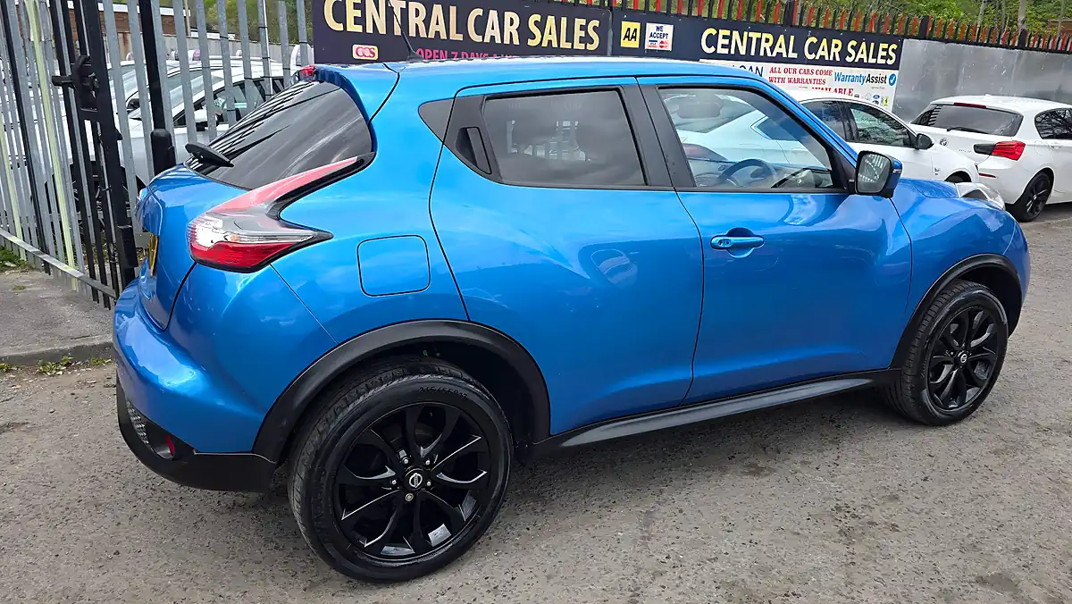 Used 2018 Nissan Juke Tekna Grey - Interior and Exterior details 9