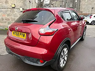 Used 2018 Nissan Juke Tekna Red - Interior and Exterior details 9