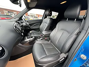 Used 2018 Nissan Juke Tekna Vivid Blue - Interior and Exterior details 11