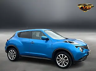 Used 2018 Nissan Juke Tekna Vivid Blue - Interior and Exterior details 15