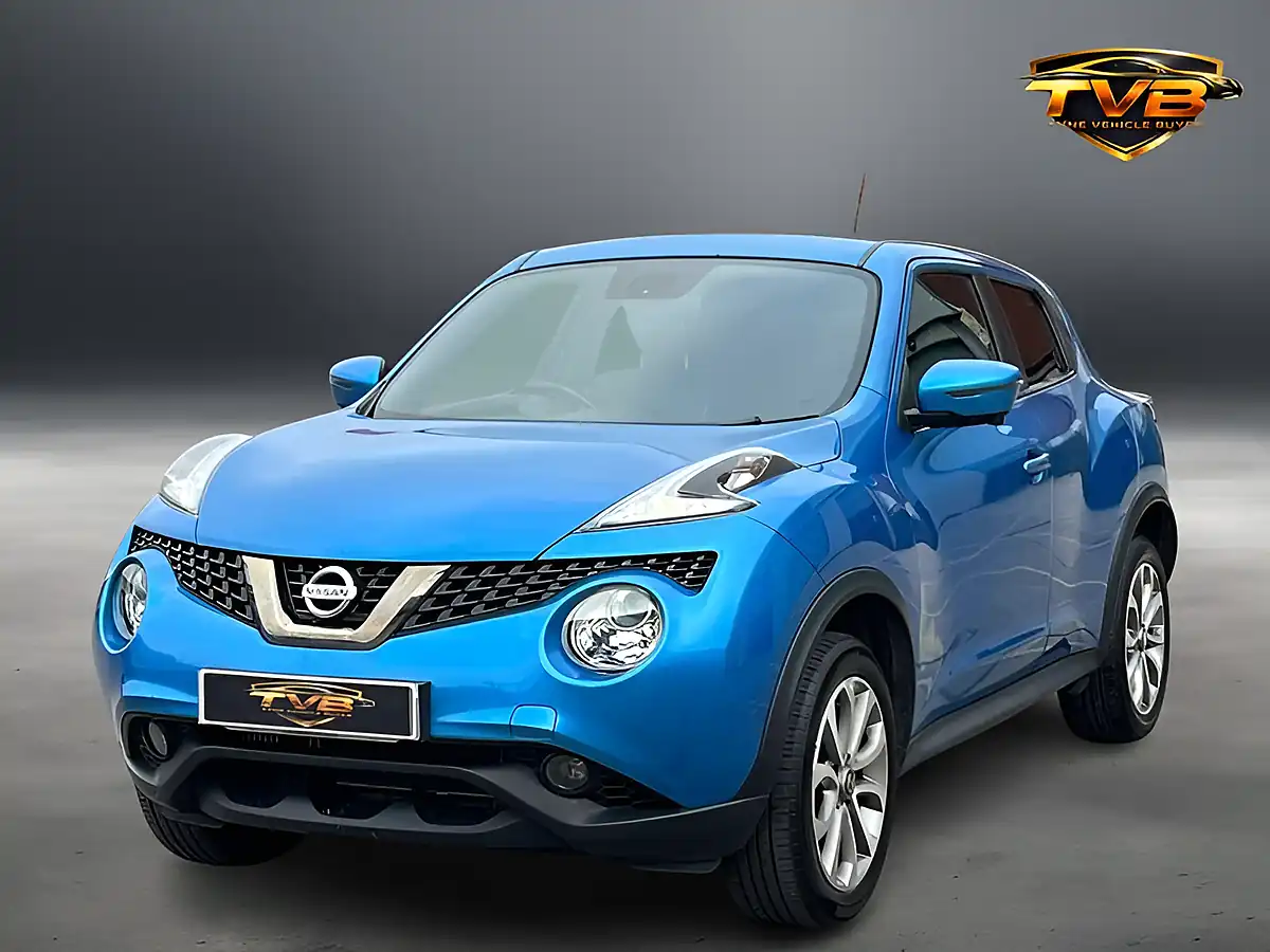 Used 2018 Nissan Juke Tekna Vivid Blue - Interior and Exterior details 7