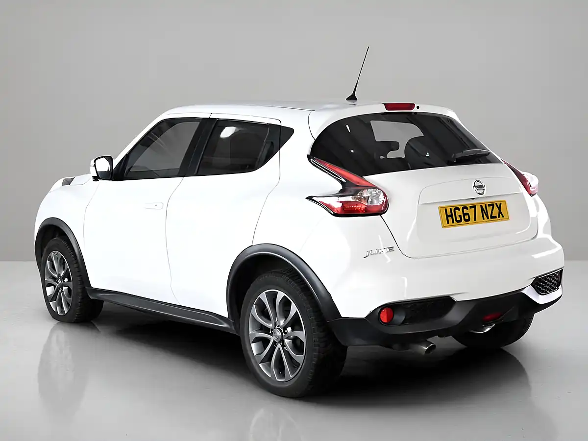 Used 2018 Nissan Juke Tekna White - Interior and Exterior details 3