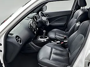 Used 2018 Nissan Juke Tekna White - Interior and Exterior details 5