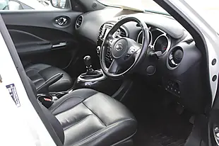 Used 2018 Nissan Juke Tekna White - Interior and Exterior details 3