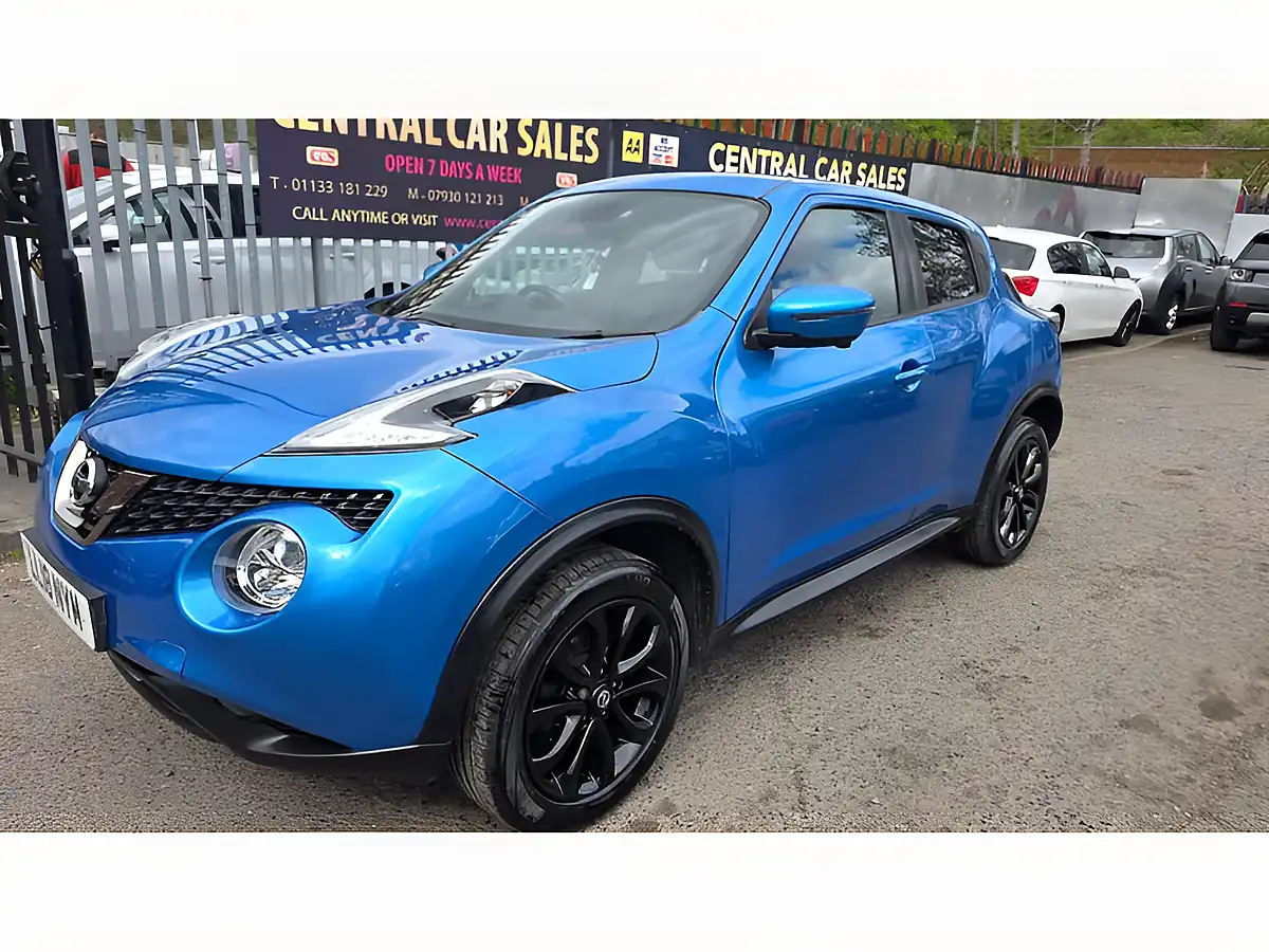 Used 2018 Nissan Juke Tekna Xtron Blue - Interior and Exterior details 17