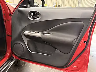 Used 2018 Nissan Juke Visia Red - Interior and Exterior details 15