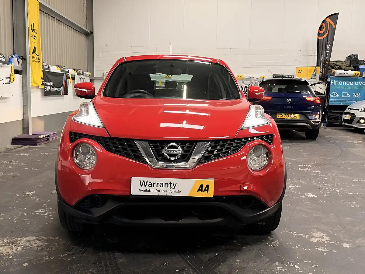Used 2018 Nissan Juke Visia Red - Interior and Exterior details 4