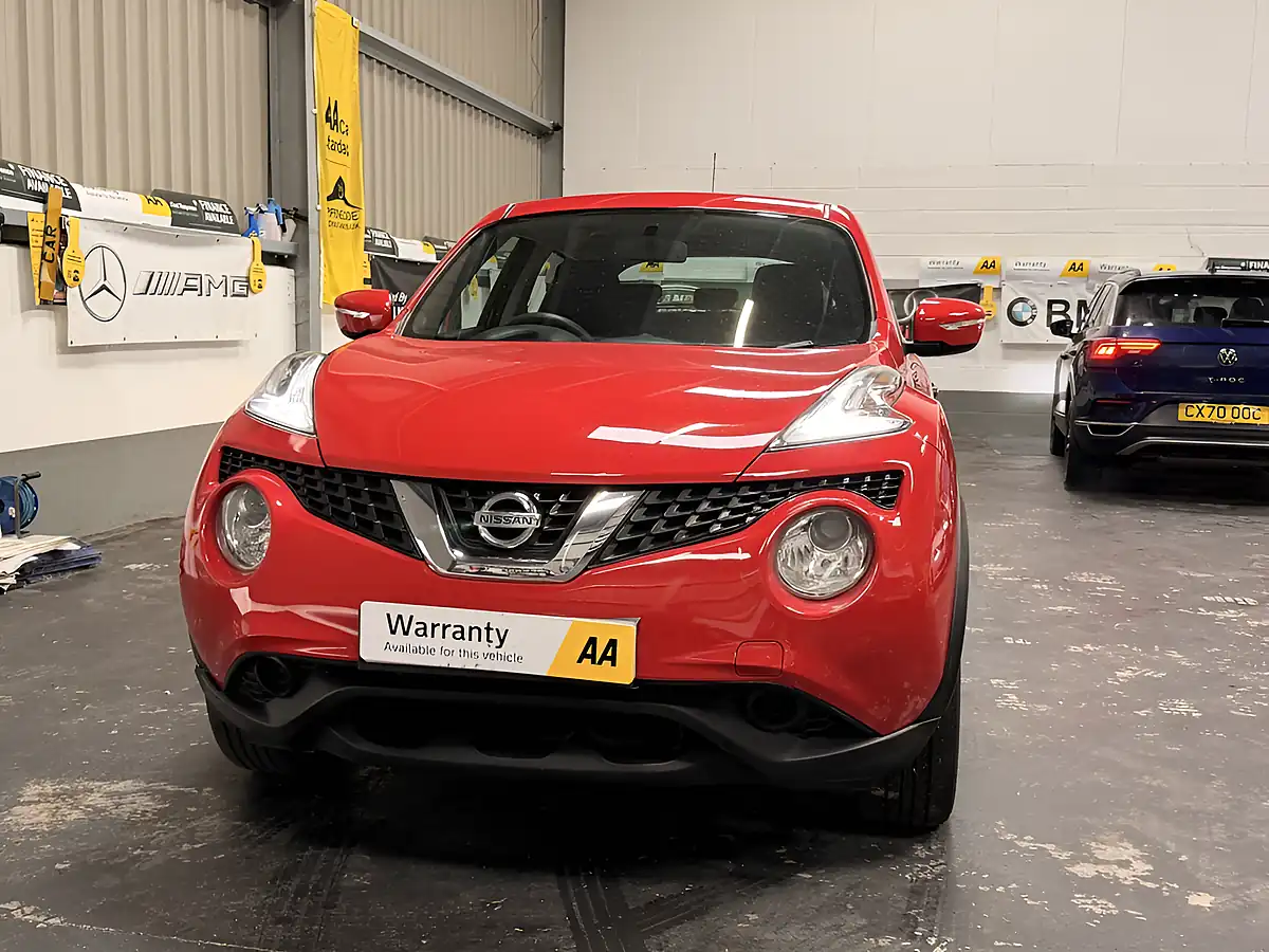 Used 2018 Nissan Juke Visia Red - Interior and Exterior details 5