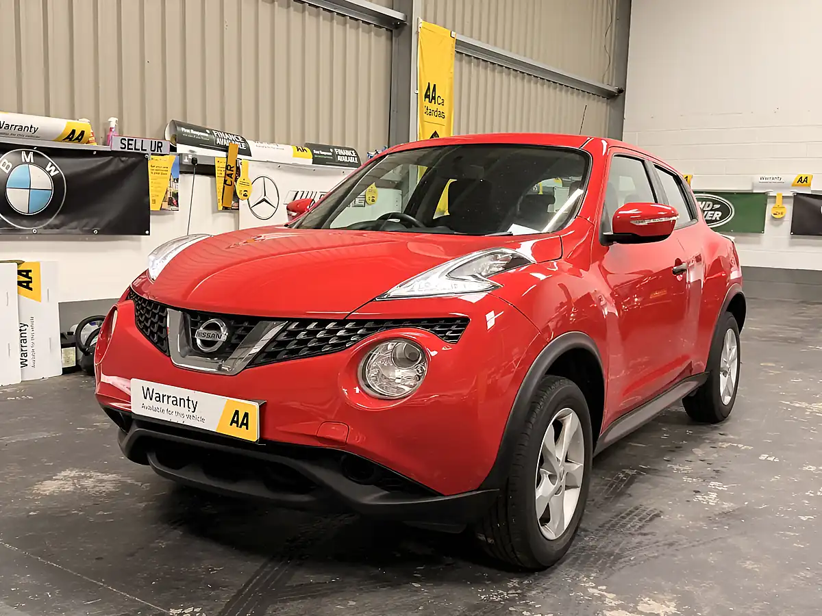 Used 2018 Nissan Juke Visia Red - Interior and Exterior details 6
