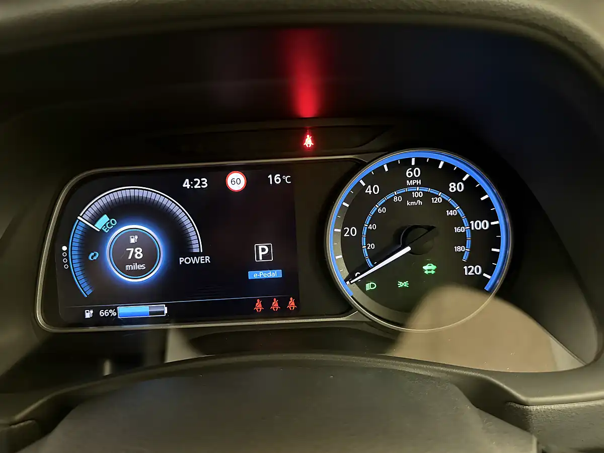 Used 2018 Nissan Leaf 2.Zero Black - Interior and Exterior details 8