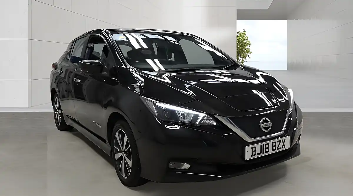 Used 2018 Nissan Leaf Acenta Black - Front View