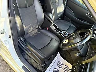 Used 2018 Nissan Leaf N-Connecta White - Interior and Exterior details 11