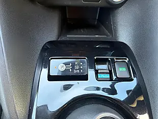 Used 2018 Nissan Leaf N-Connecta White - Interior and Exterior details 14