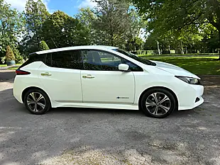 Used 2018 Nissan Leaf N-Connecta White - Interior and Exterior details 19