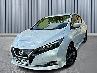 Used 2018 Nissan Leaf N-Connecta White - Interior and Exterior details 3
