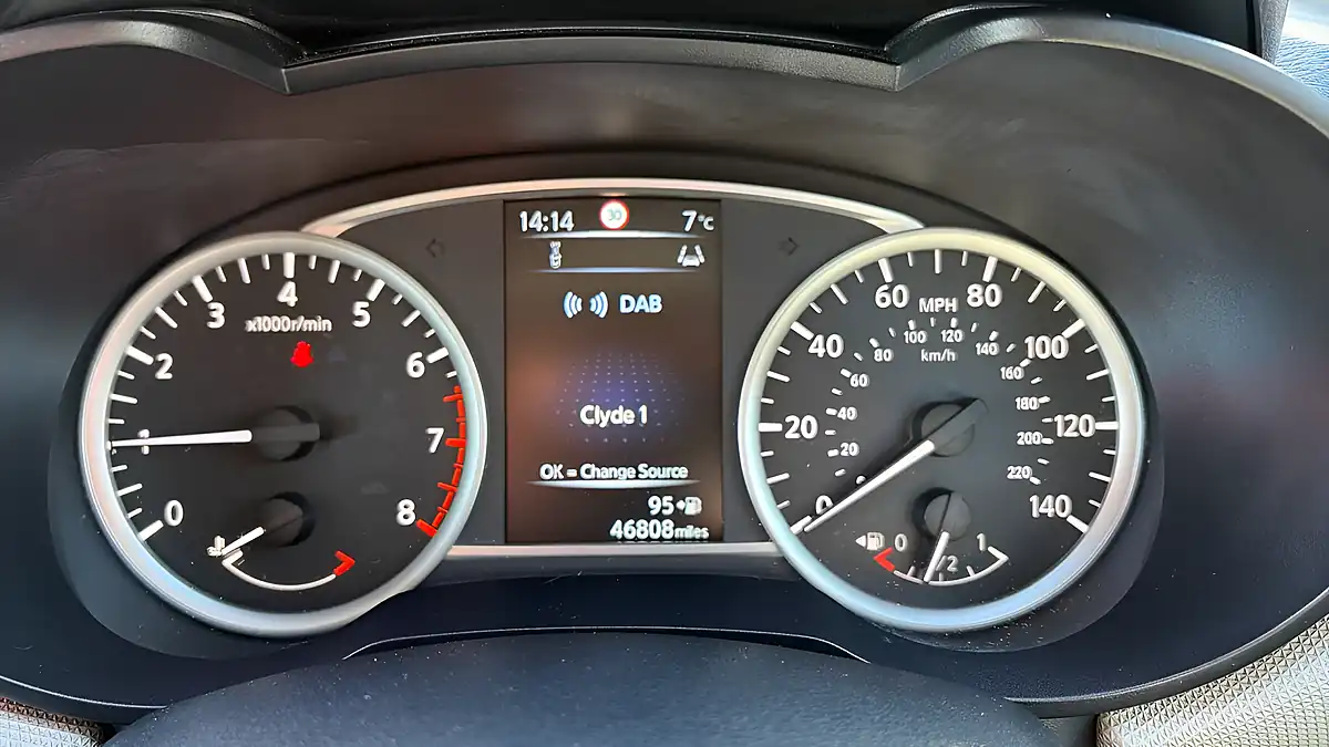 Used 2018 Nissan Micra Acenta Red - Interior and Exterior details 12