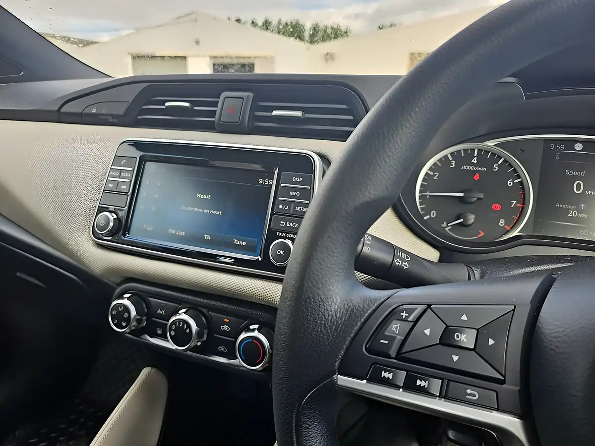 Used 2018 Nissan Micra Acenta White - Interior and Exterior details 6