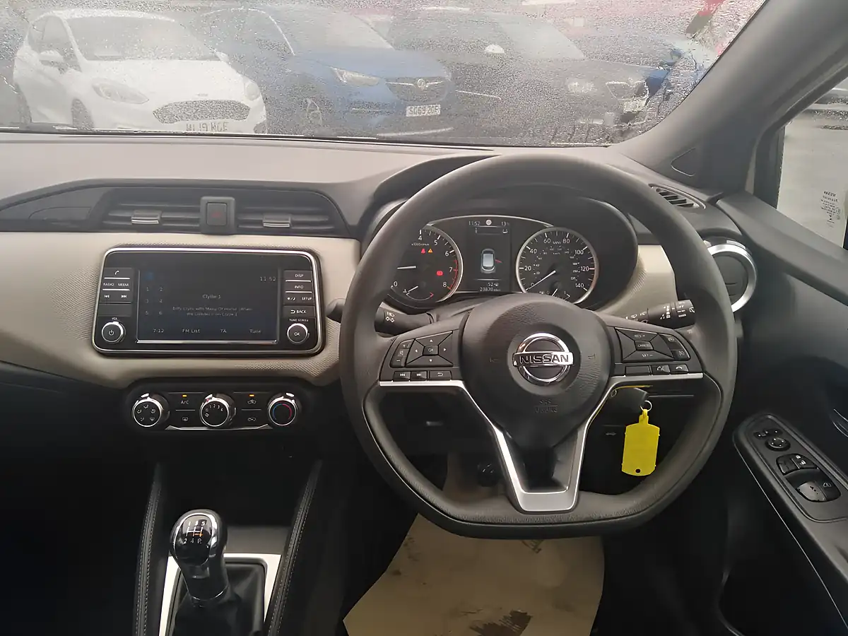 Used 2018 Nissan Micra Acenta White - Interior and Exterior details 11