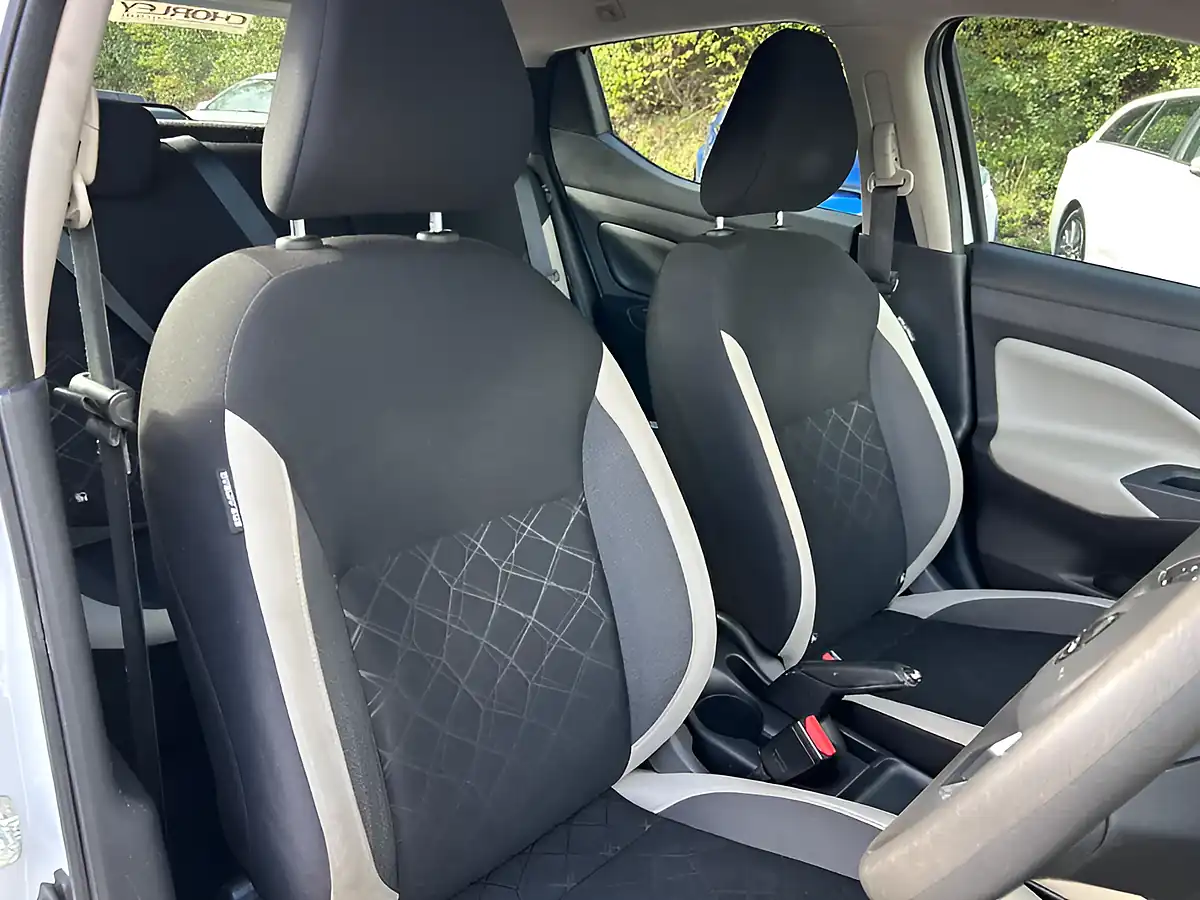 Used 2018 Nissan Micra Acenta White - Interior and Exterior details 4