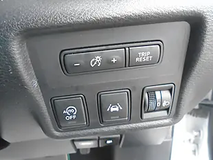 Used 2018 Nissan Micra Acenta White - Interior and Exterior details 12