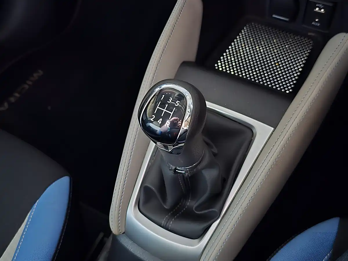 Used 2018 Nissan Micra N-Connecta Blue - Interior and Exterior details 13