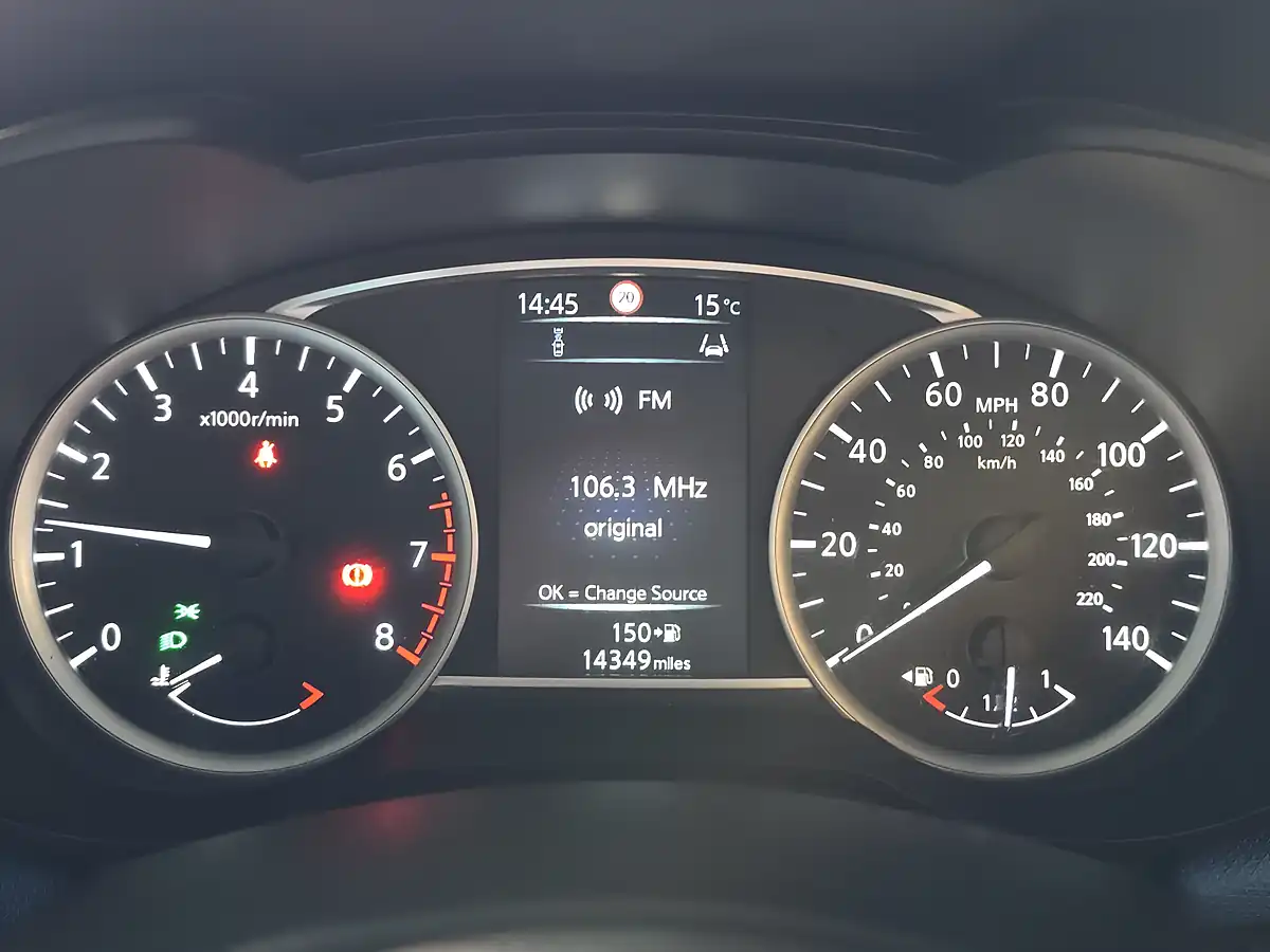 Used 2018 Nissan Micra N-Connecta Blue - Interior and Exterior details 9