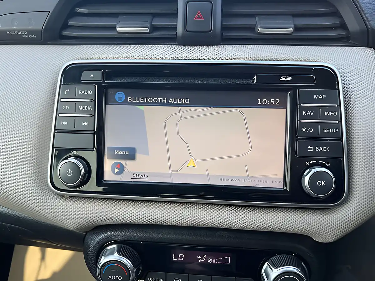 Used 2018 Nissan Micra N-Connecta Pulse Green - Interior and Exterior details 20