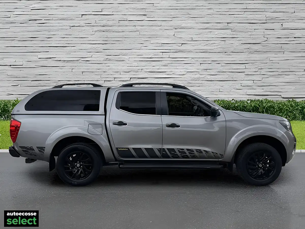 Used 2018 Nissan Navara N-Guard Grey - Interior and Exterior details 17