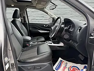 Used 2018 Nissan Navara N-Guard Grey - Interior and Exterior details 20