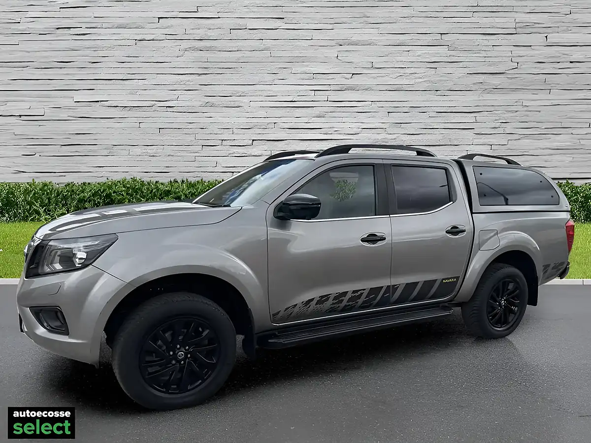Used 2018 Nissan Navara N-Guard Grey - Interior and Exterior details 6