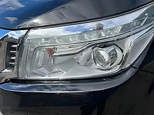 Used 2018 Nissan Navara Tekna Black - Interior and Exterior details 10