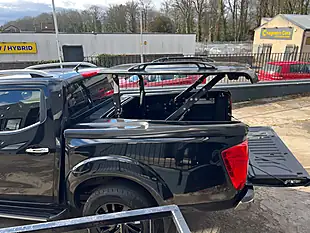 Used 2018 Nissan Navara Tekna Black - Interior and Exterior details 16