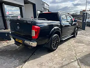 Used 2018 Nissan Navara Tekna Black - Interior and Exterior details 5