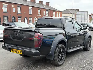 Used 2018 Nissan Navara Tekna Black - Interior and Exterior details 4