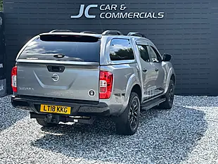 Used 2018 Nissan Navara Tekna Grey - Interior and Exterior details 3