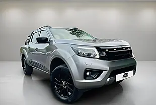 Used 2018 Nissan Navara Tekna Grey - Interior and Exterior details 6