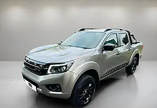 Used 2018 Nissan Navara Tekna Grey - Interior and Exterior details 7