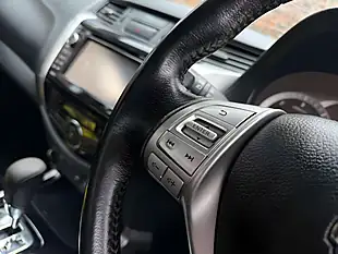 Used 2018 Nissan Navara Tekna Grey - Interior and Exterior details 19
