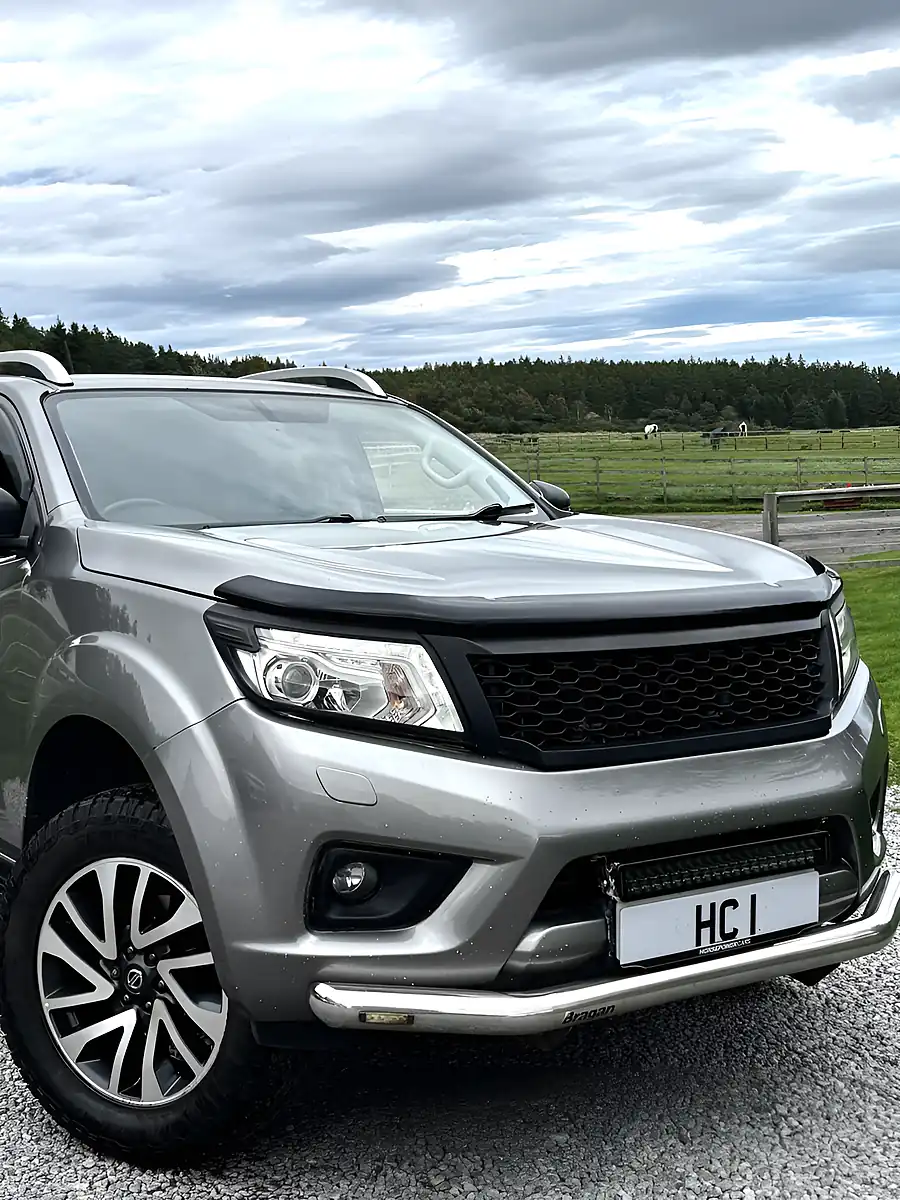 Used 2018 Nissan Navara Tekna Grey - Interior and Exterior details 2