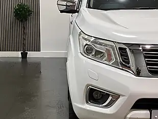 Used 2018 Nissan Navara Tekna White - Interior and Exterior details 16
