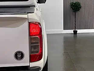 Used 2018 Nissan Navara Tekna White - Interior and Exterior details 19