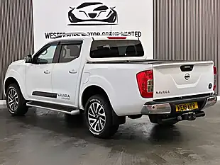 Used 2018 Nissan Navara Tekna White - Interior and Exterior details 2